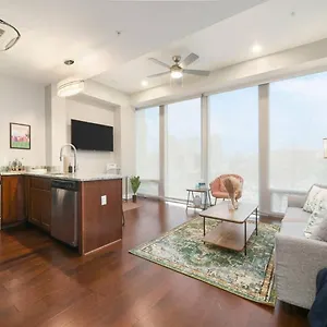 Hostwise Stays - The Washington At Chatham - Free Parking, Private Gym, Skyline Views! , Pittsburgh United States